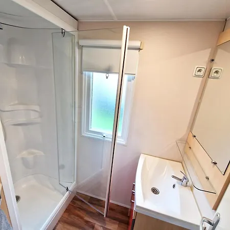 Nyaraló Traum Mobile Beim Europa-park Mit Wi-fi Und Klimaanlage